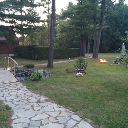 Motel Les Pins 格兰比 外观 照片
