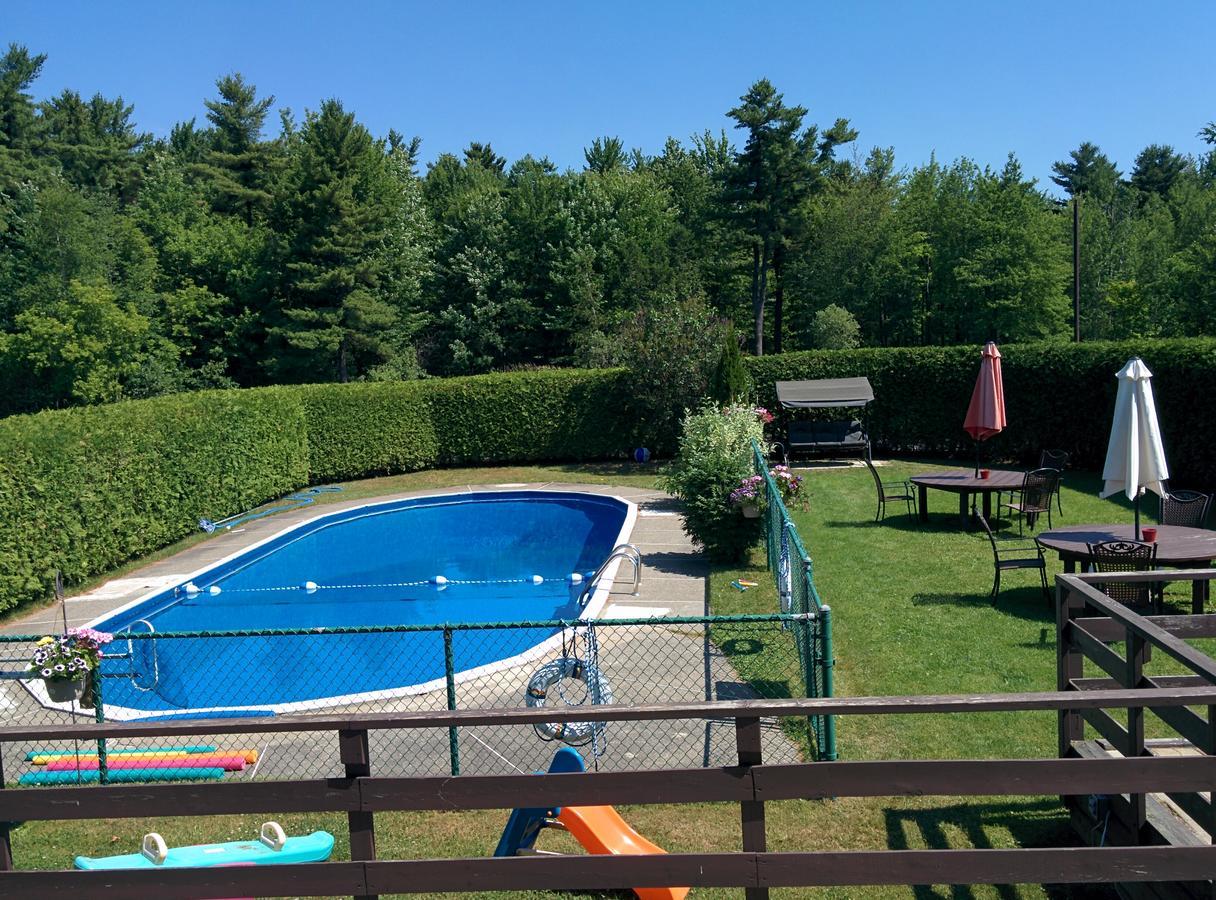 Motel Les Pins 格兰比 外观 照片